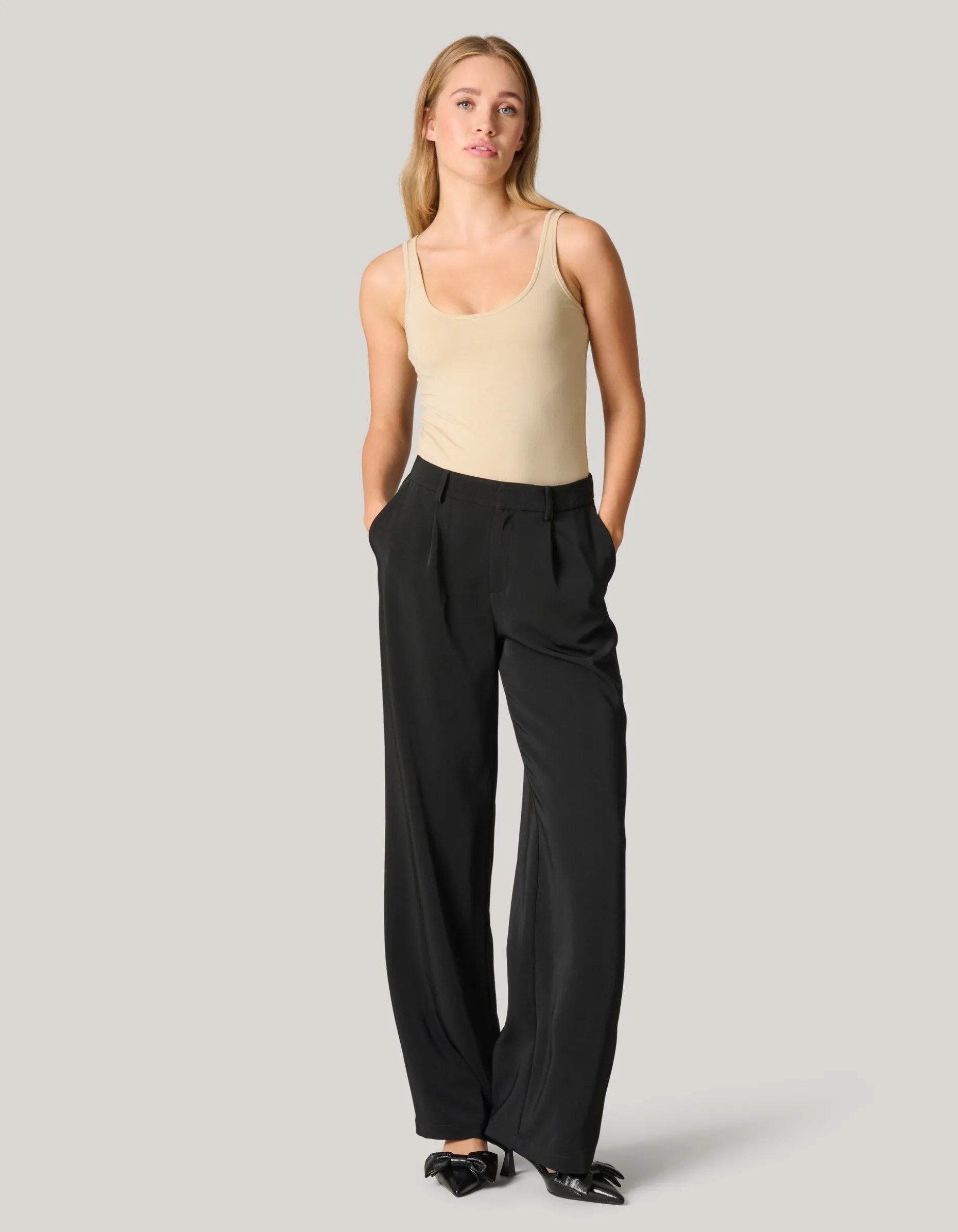 Basis Tanktop Beige