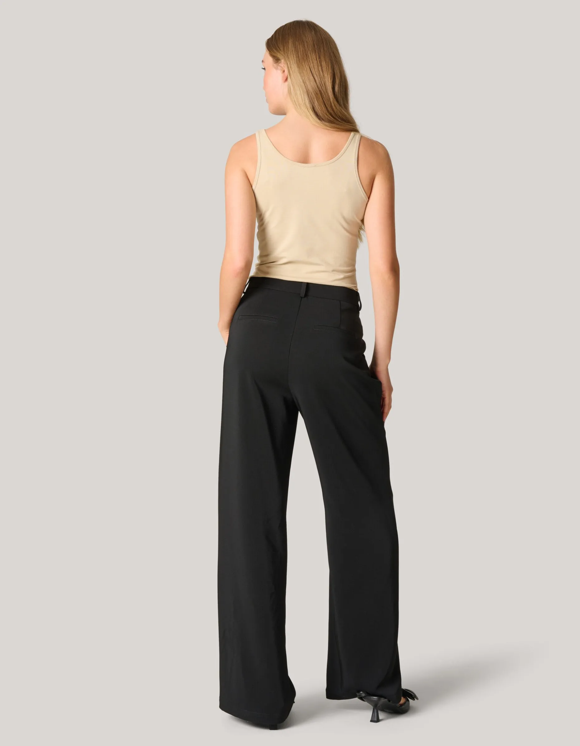 Basis Tanktop Beige