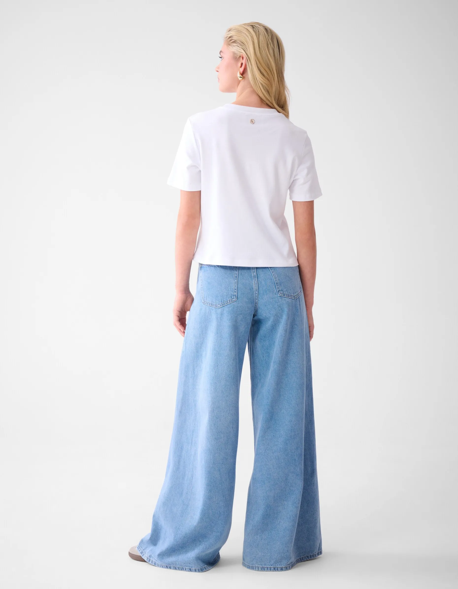 Basis T-shirt Wit By Lonneke