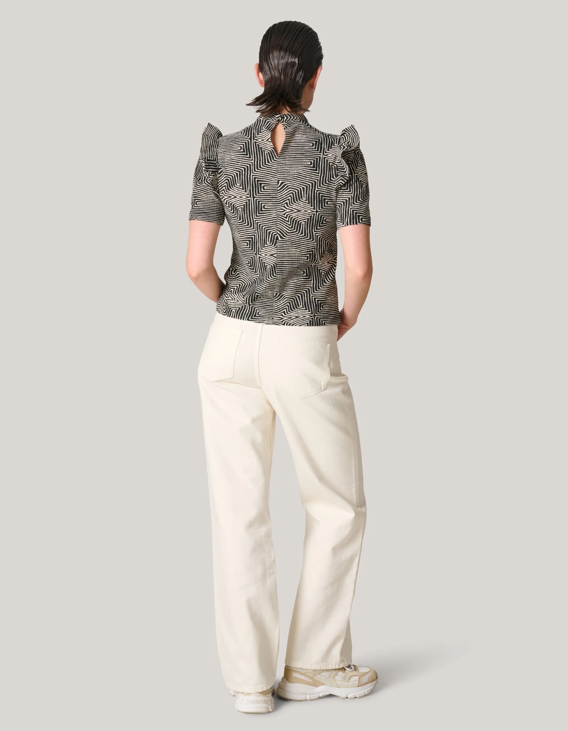 Crinkle Ruffle Top Gebroken Wit/Zwart