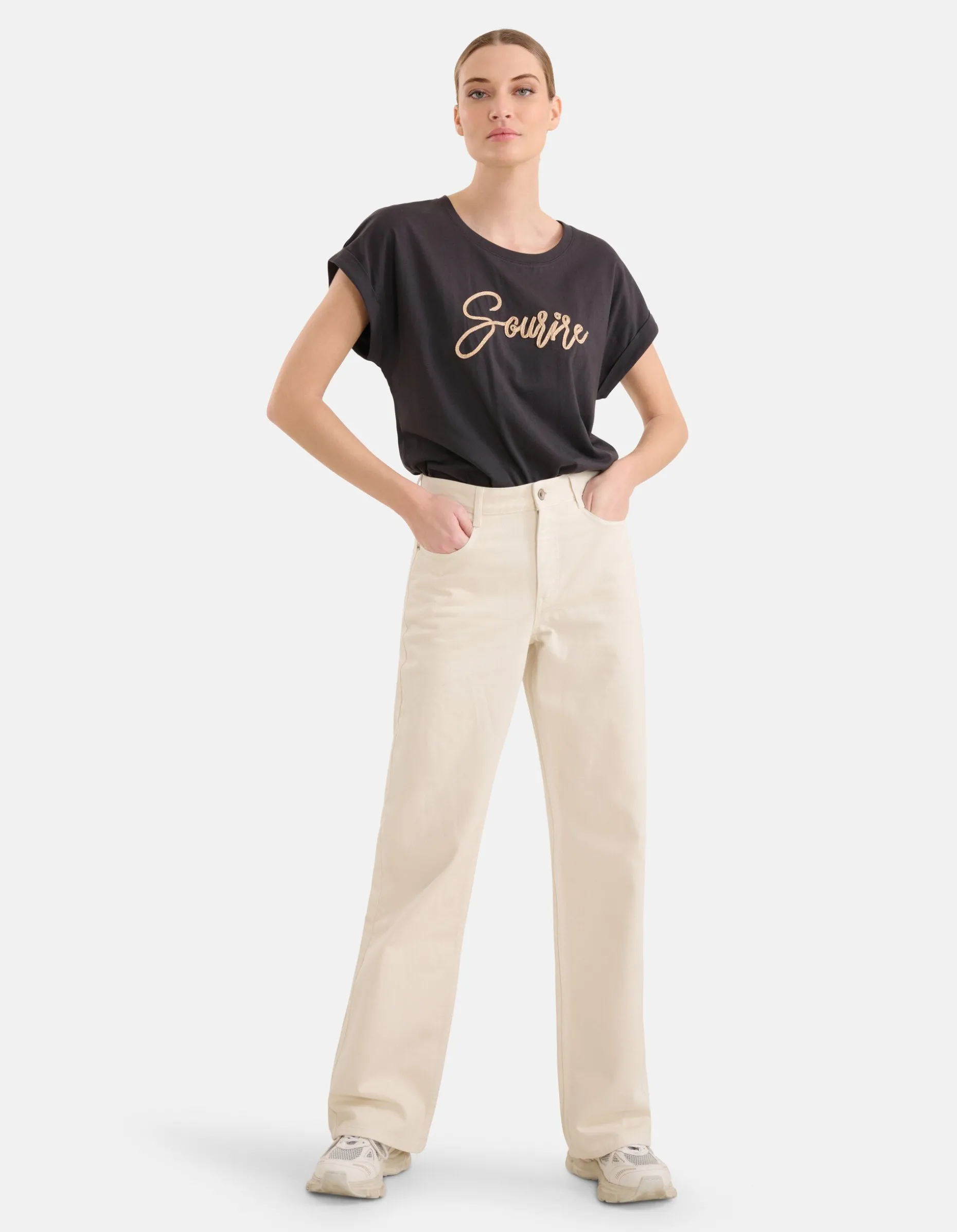 Crochet Tekst T-shirt Zwart