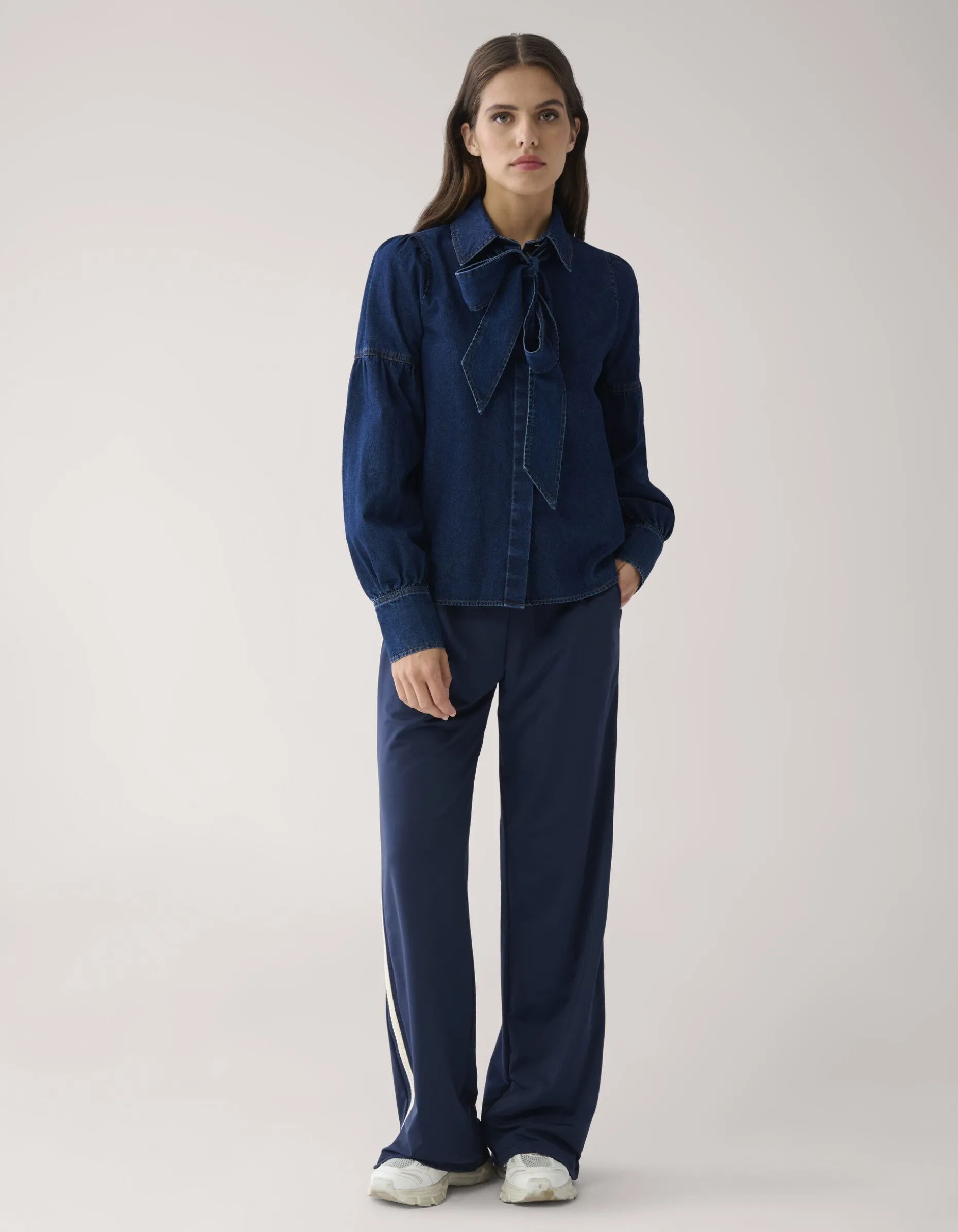 Denim Blouse Donkerblauw By Mieke