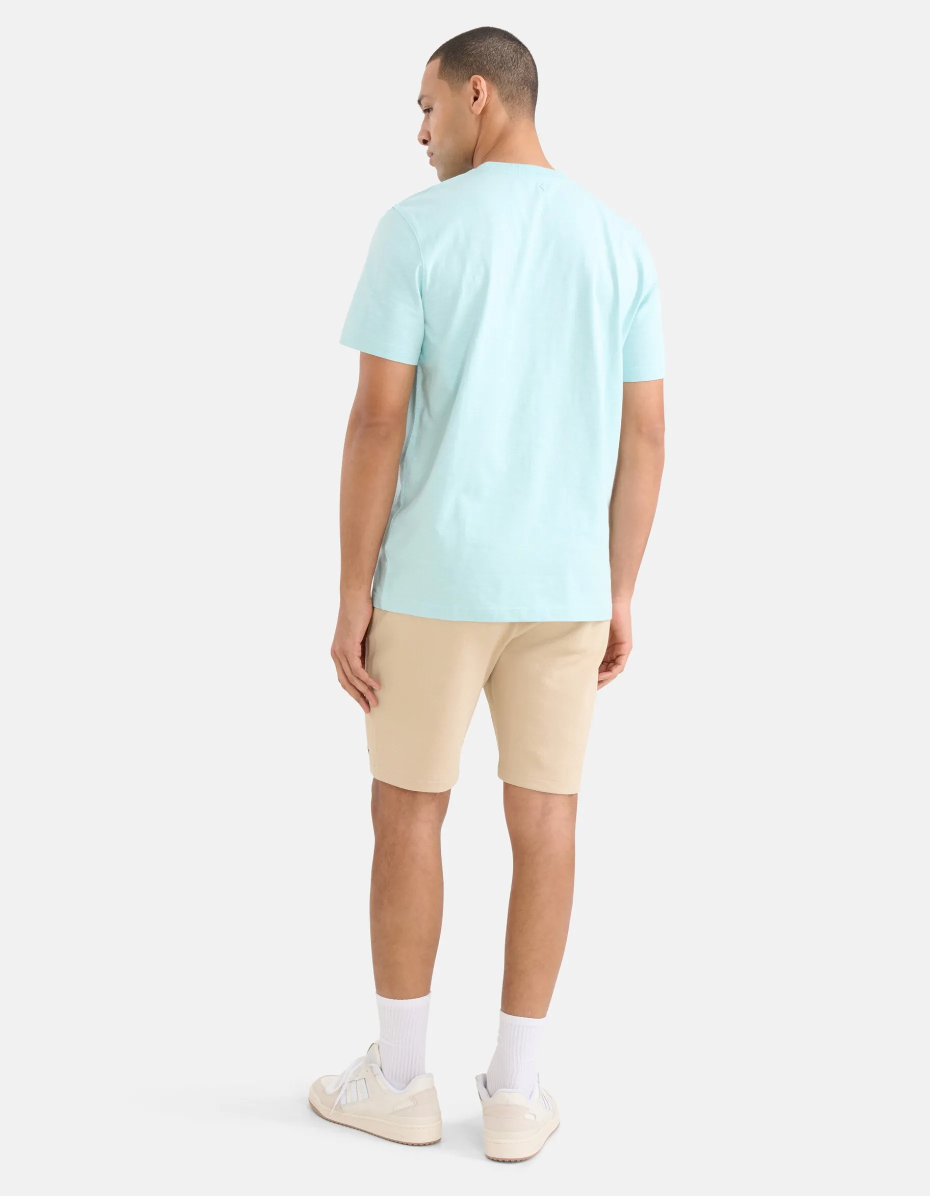 Embroidery T-shirt Lichtblauw