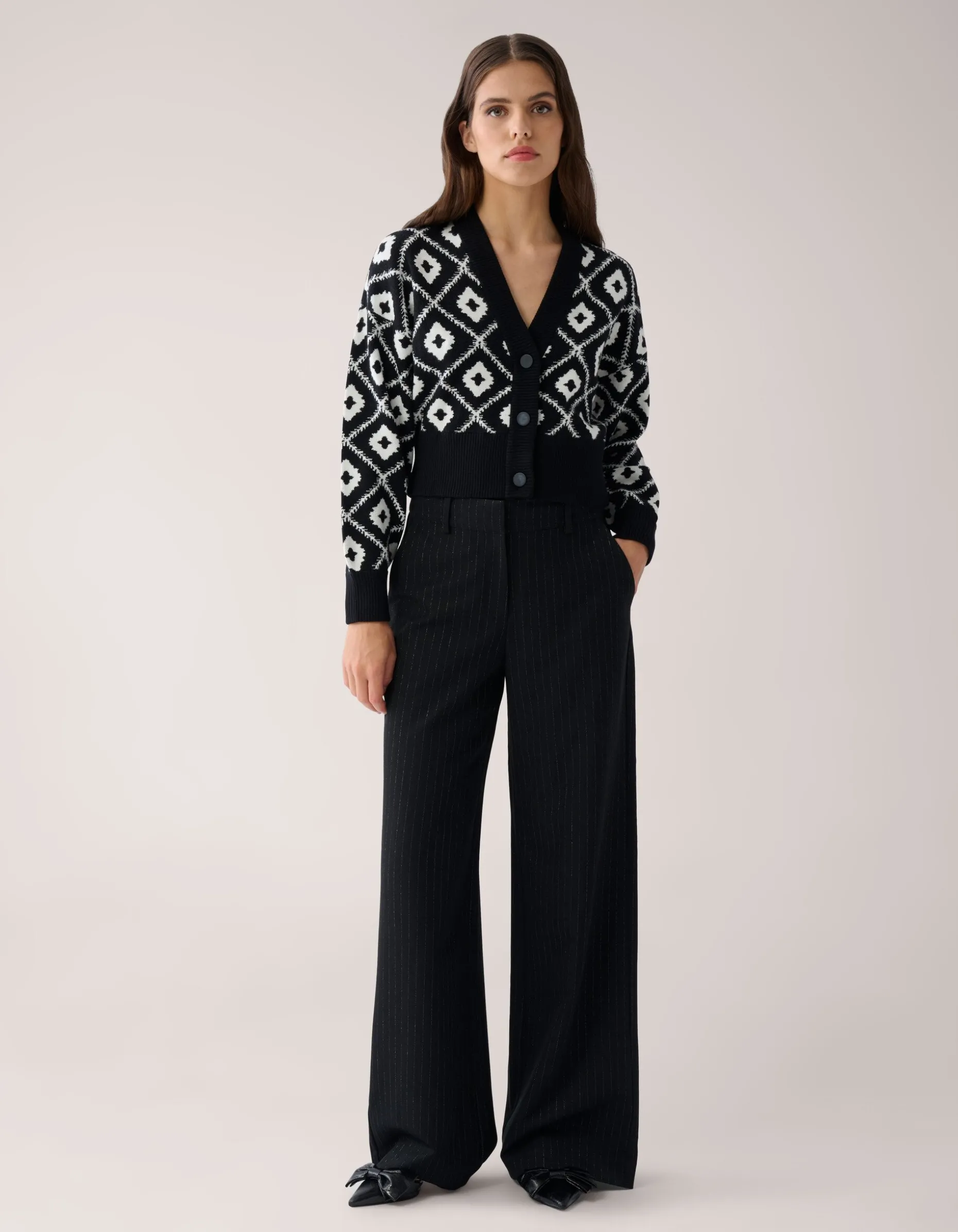 Grafisch Cropped Vest Zwart By Mieke