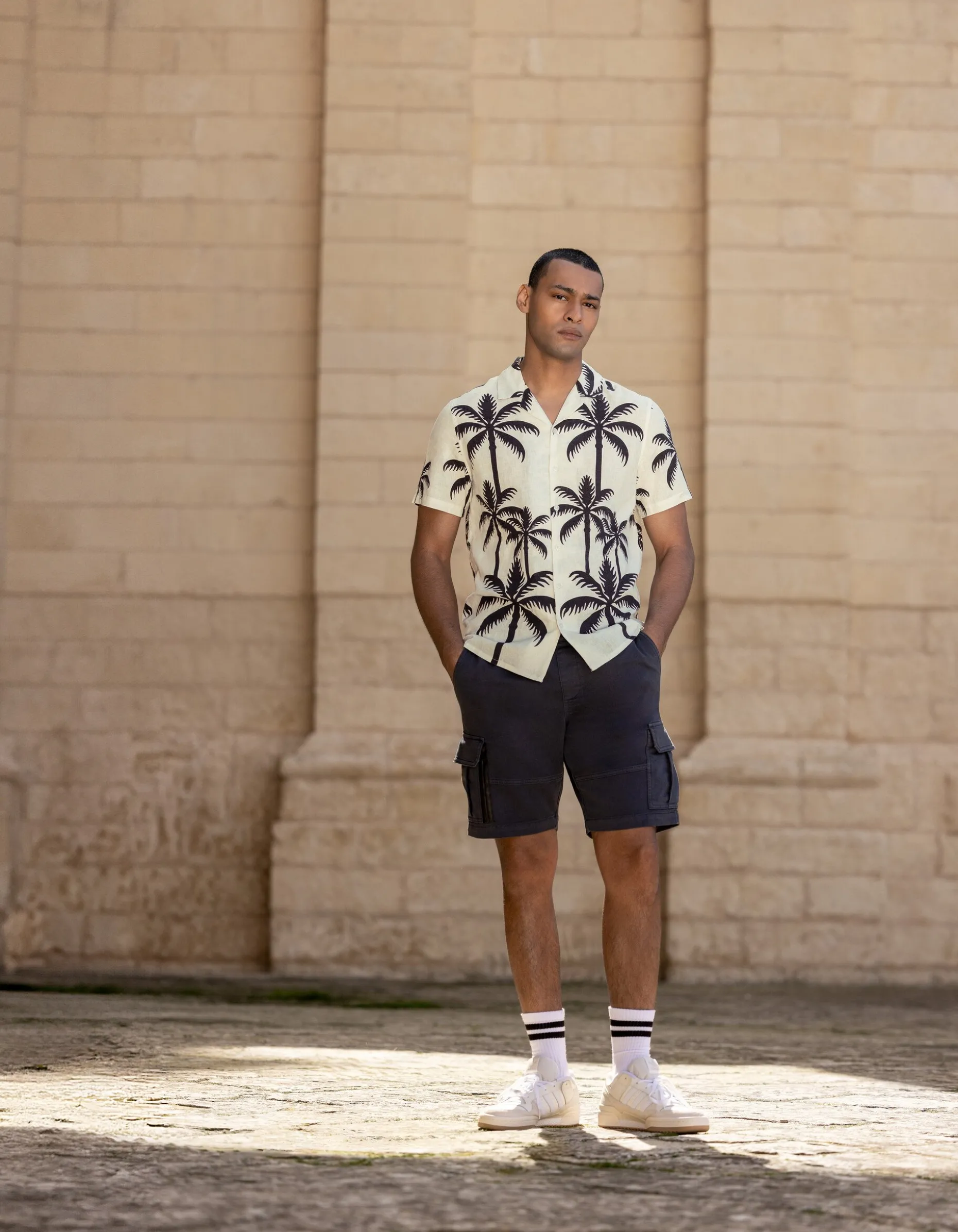 Jog Cargo Short Donkergrijs