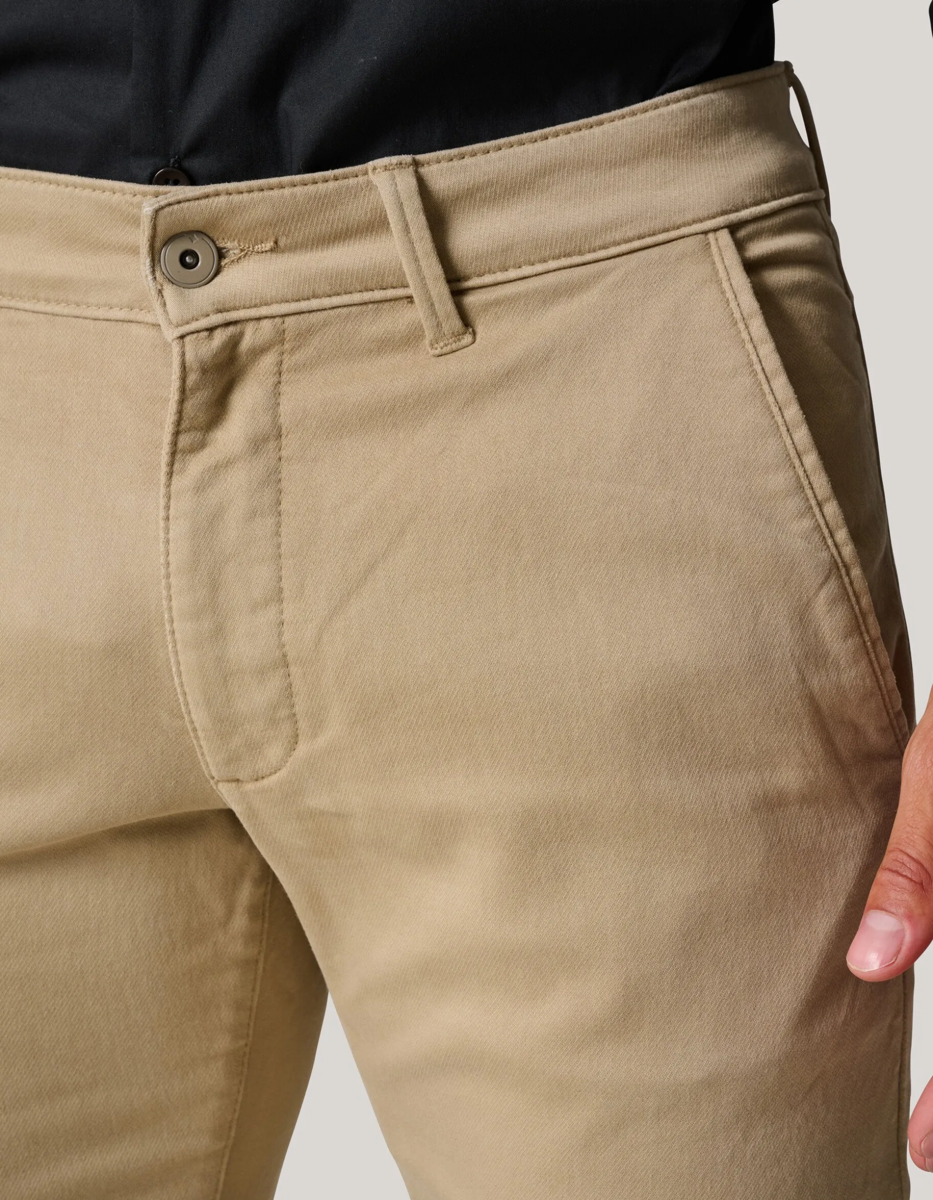 Jog Chino Khaki