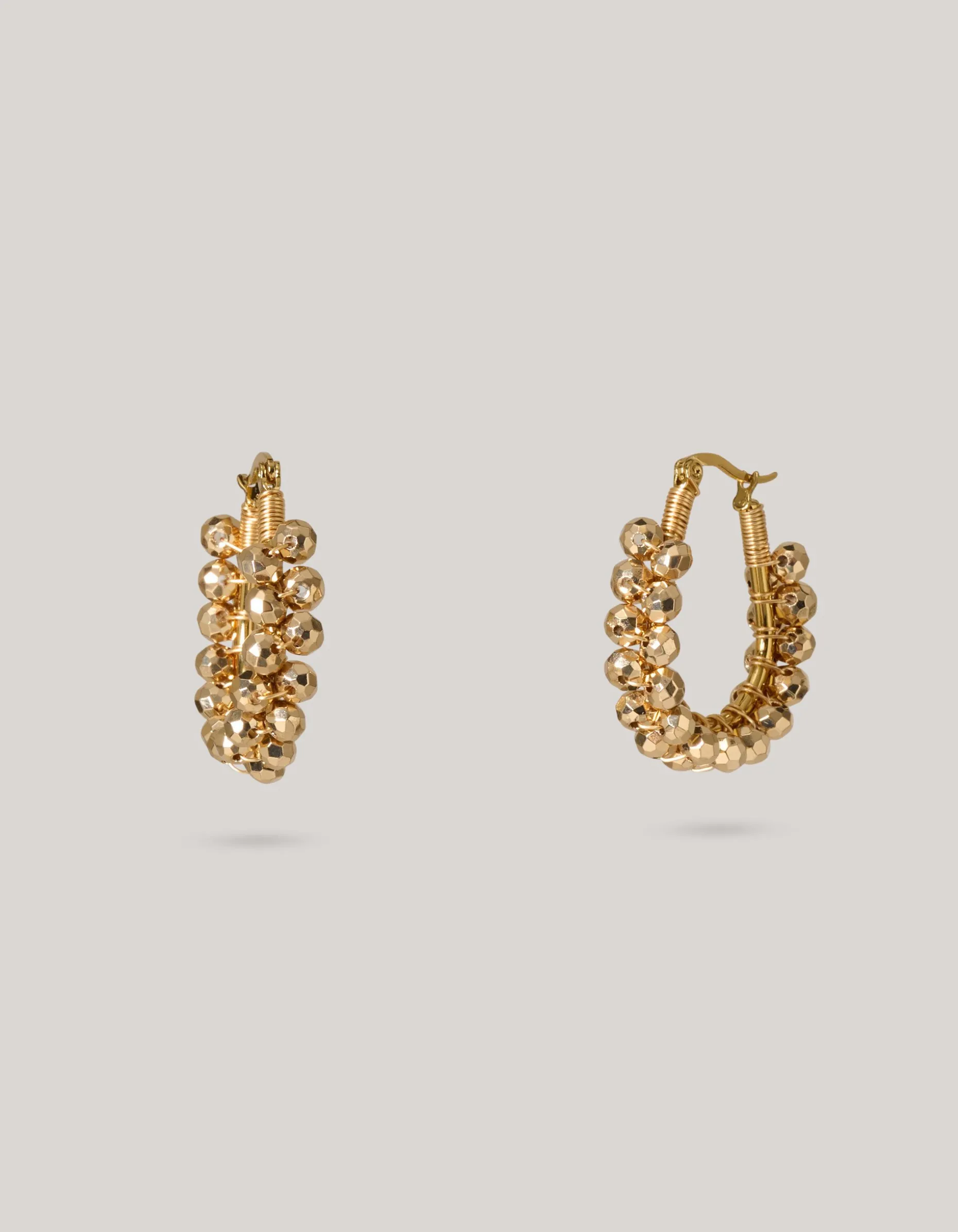 Oval Beaded Hoop Oorbellen Goud