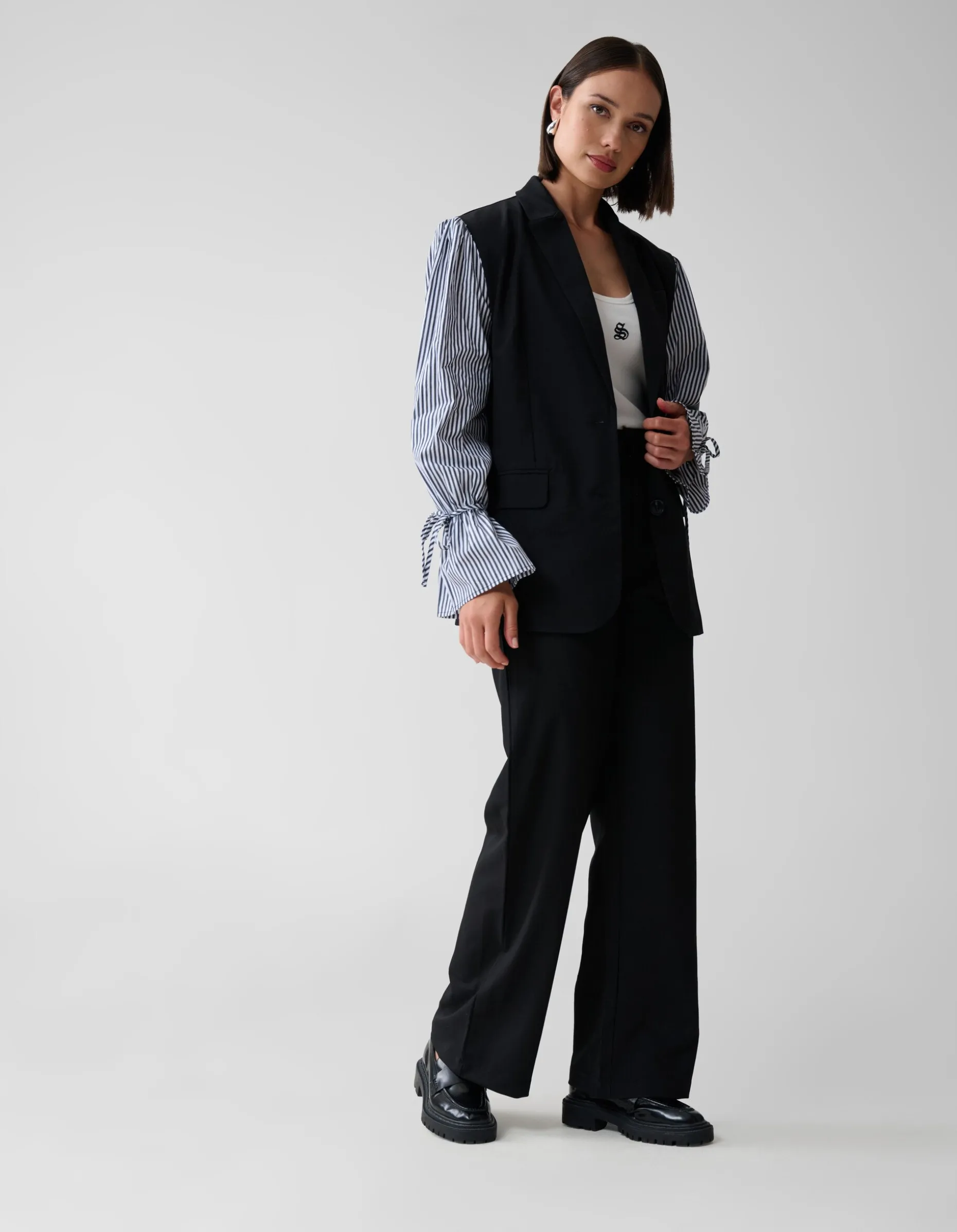 Poplin Sleeve Blazer Zwart