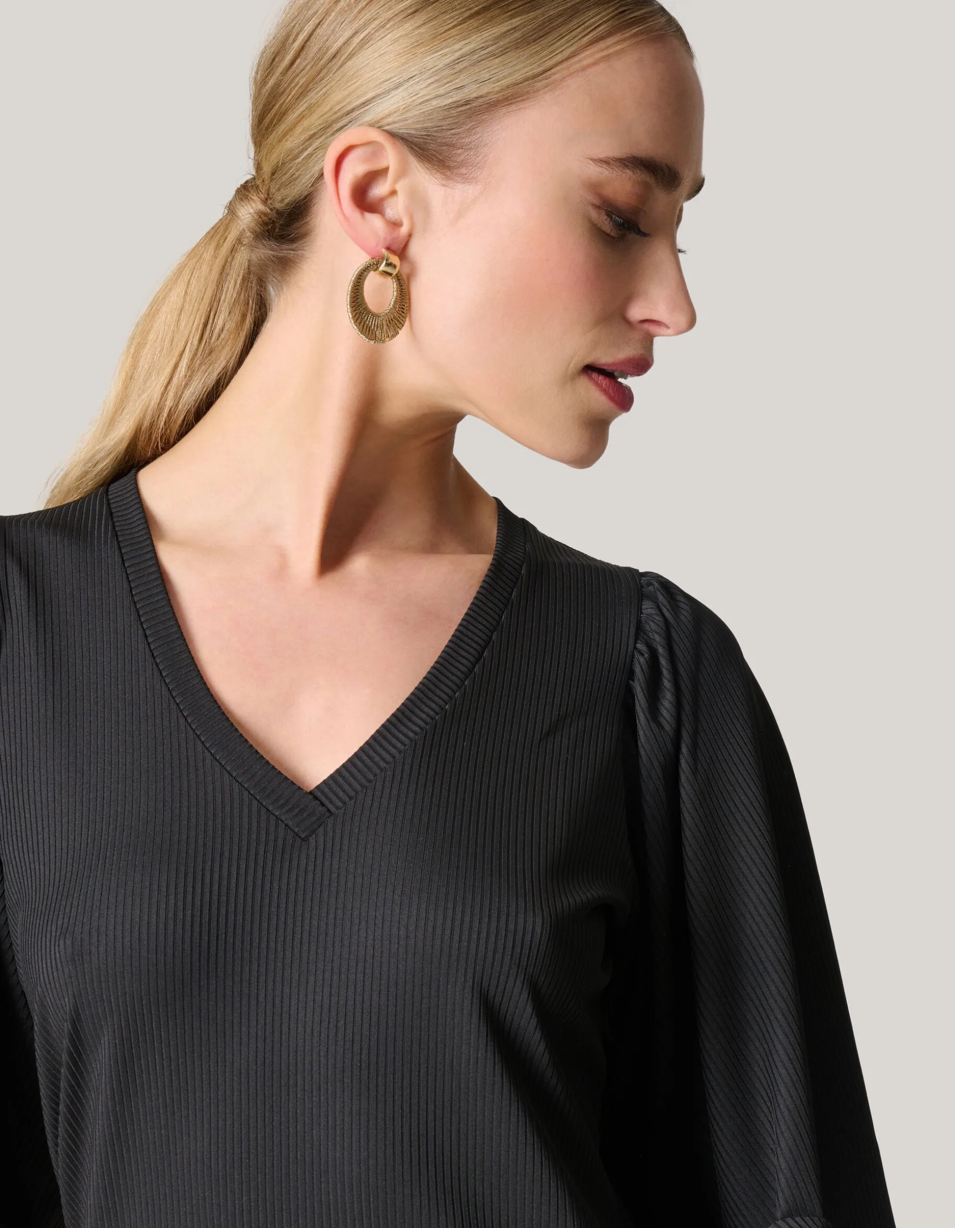 Rib Jersey Ruffle Top Zwart