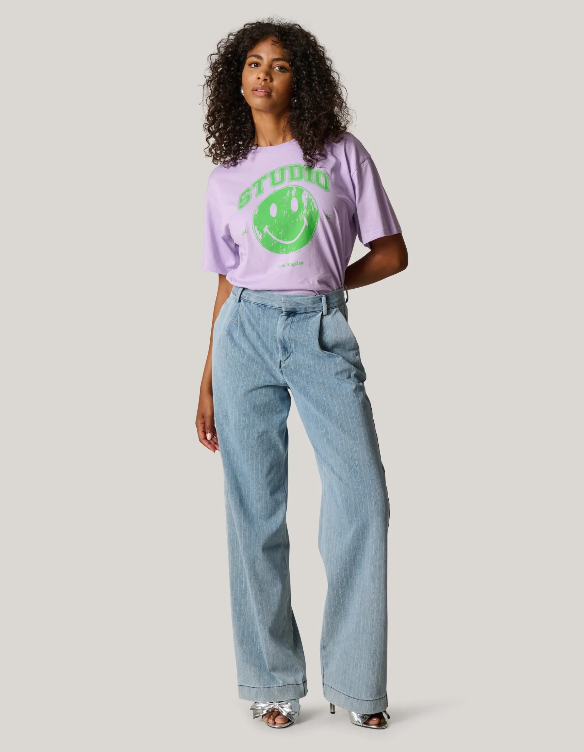 Smiley Artwork T-shirt Paars