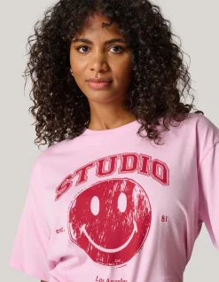 Smiley Artwork T-shirt Roze