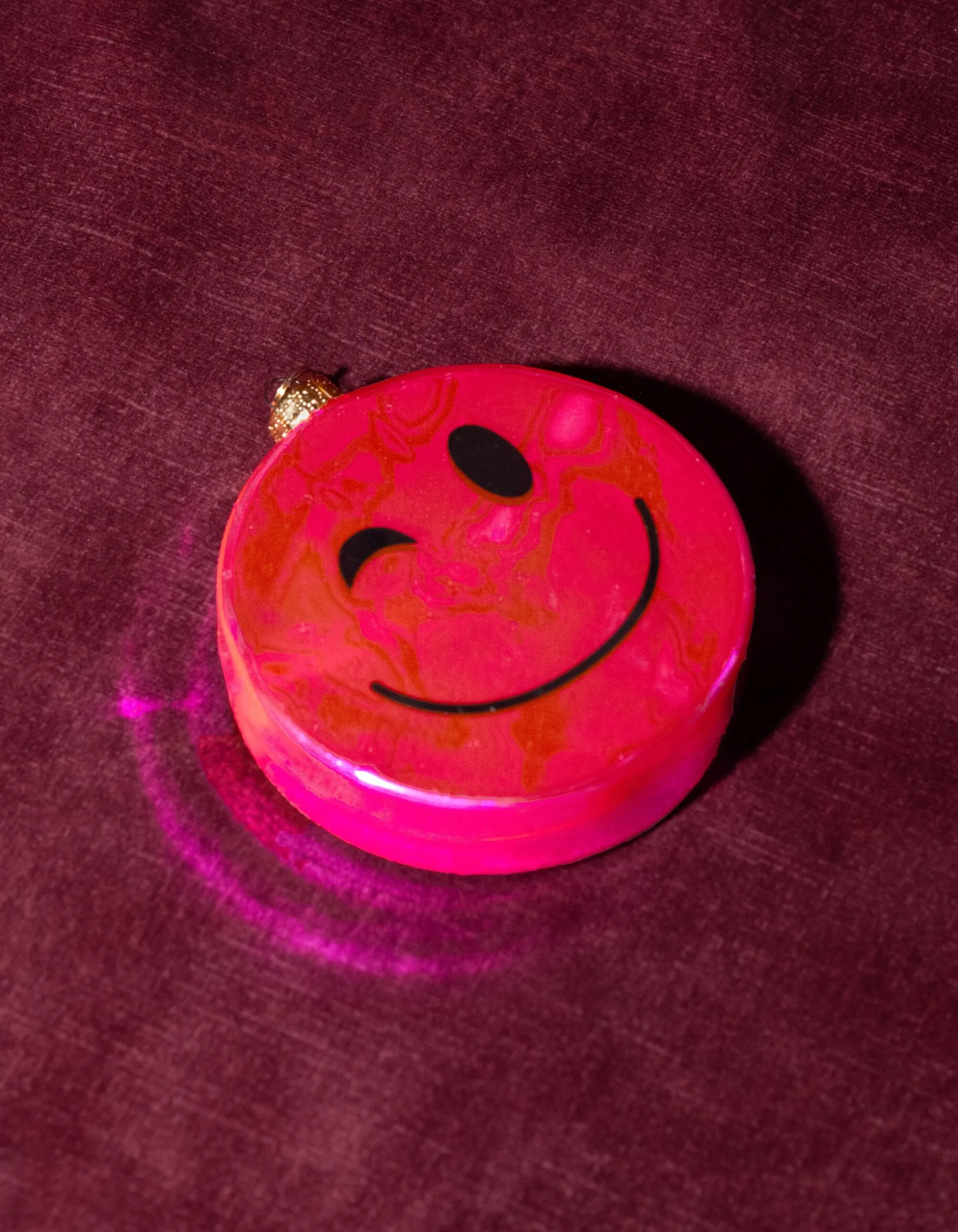 Smiley Kerstbal Roze By Fred